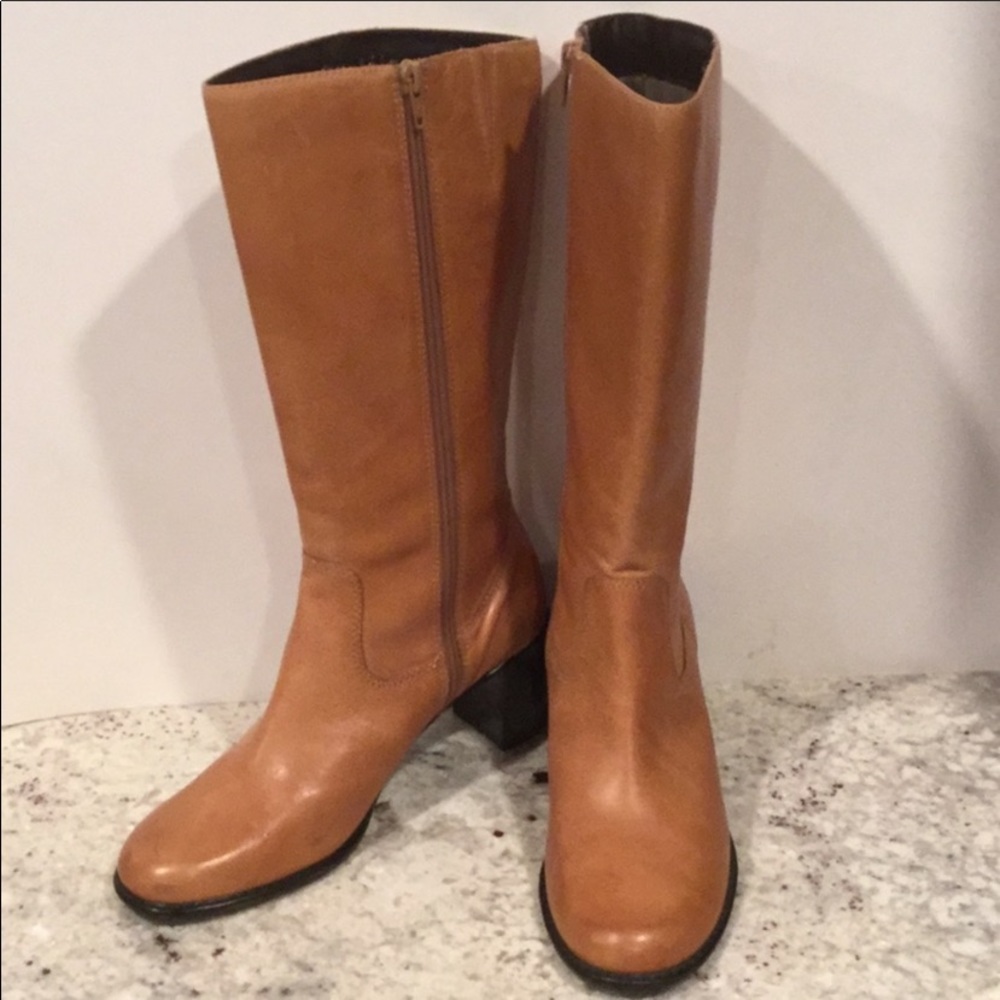Azaléia heeled leather boots